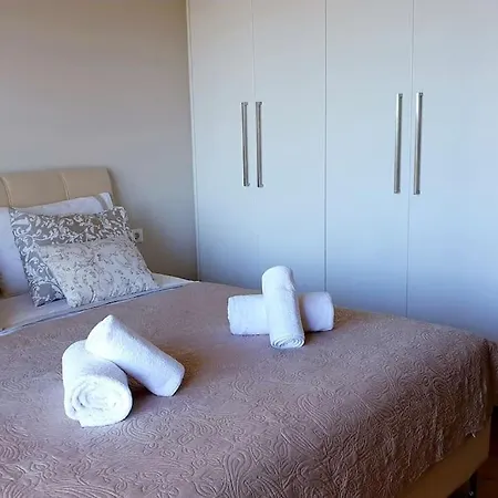 Appartement Luxurious Flat With Sea View & Private *